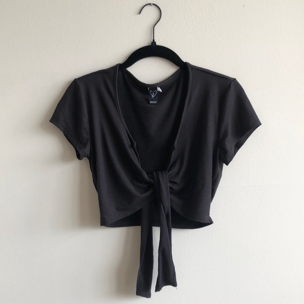 Black Short Sleeve Front Tie Shirt Crop